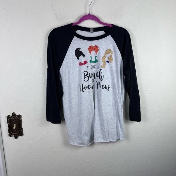 Disney Tops - Hocus Pocus Graphic Baseball T-shirt / Earring Bundle Medium